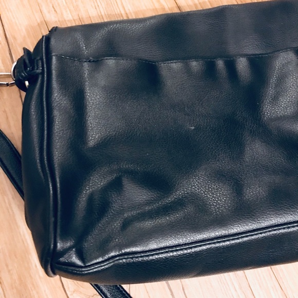 Kelly & Katie Crossbody Foldover Bag - Picture 9 of 11